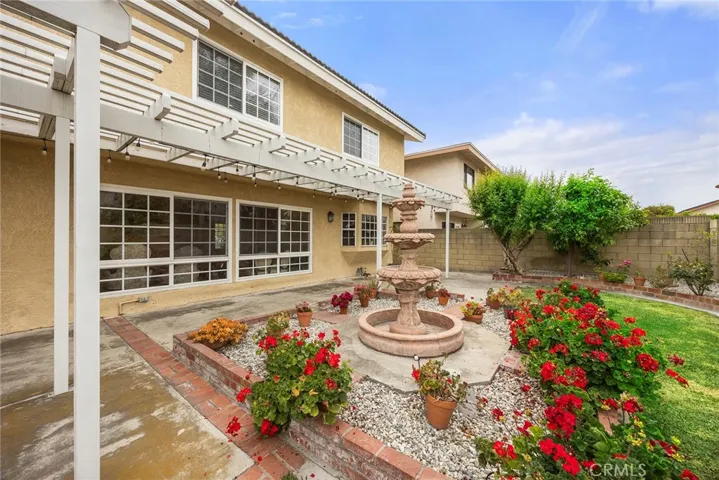 4541 Amberwood Avenue, La Palma, California 90623