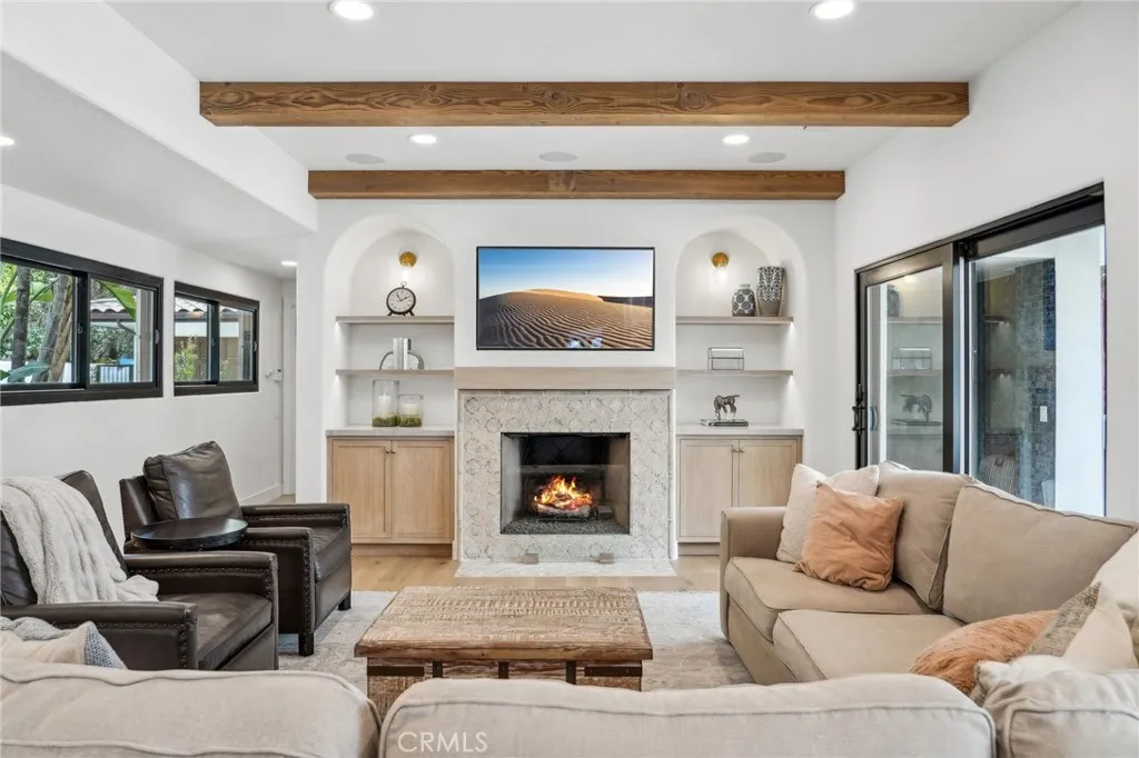 2718 Via Victoria, Palos Verdes Estates, California 90274 home-pic-2