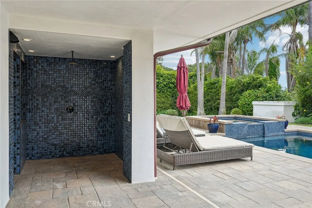 2718 Via Victoria, Palos Verdes Estates, California 90274 home-pic-43