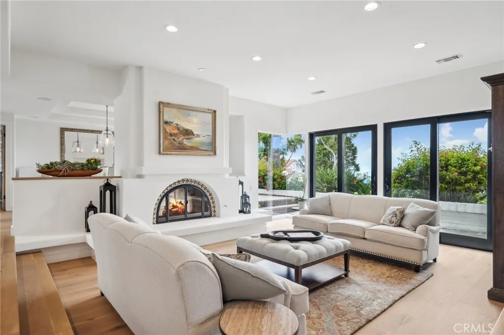2718 Via Victoria, Palos Verdes Estates, California 90274 home-pic-6