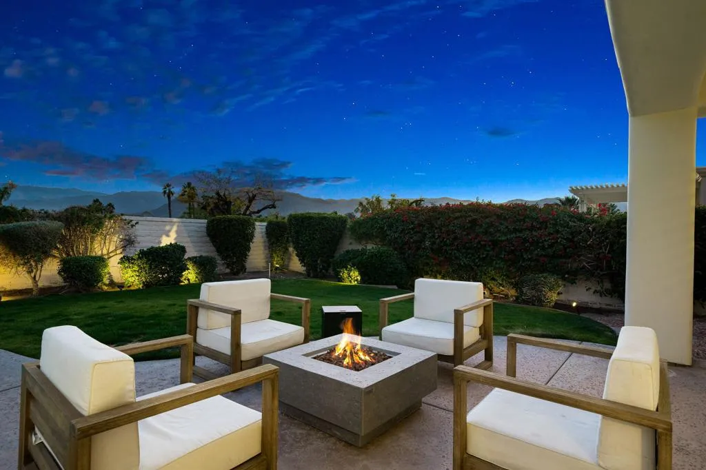 33 Calle La Reina, Rancho Mirage, California 92270 home-pic-41