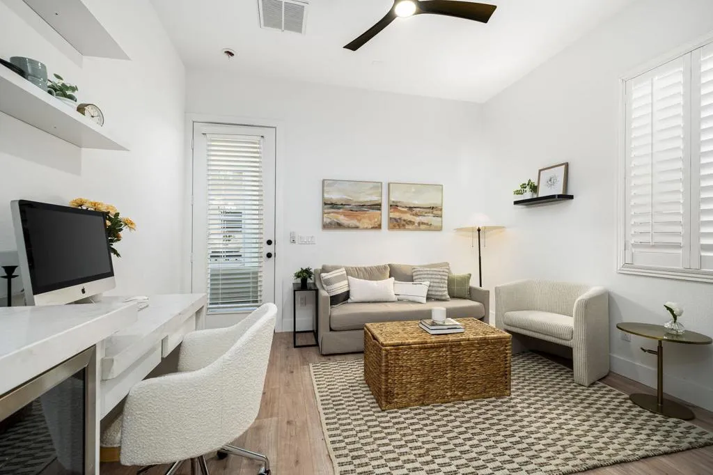 33 Calle La Reina, Rancho Mirage, California 92270 home-pic-32