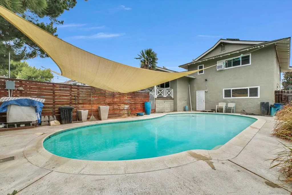 1521 Del Norte Dr, Corona, California 92879 home-pic-37