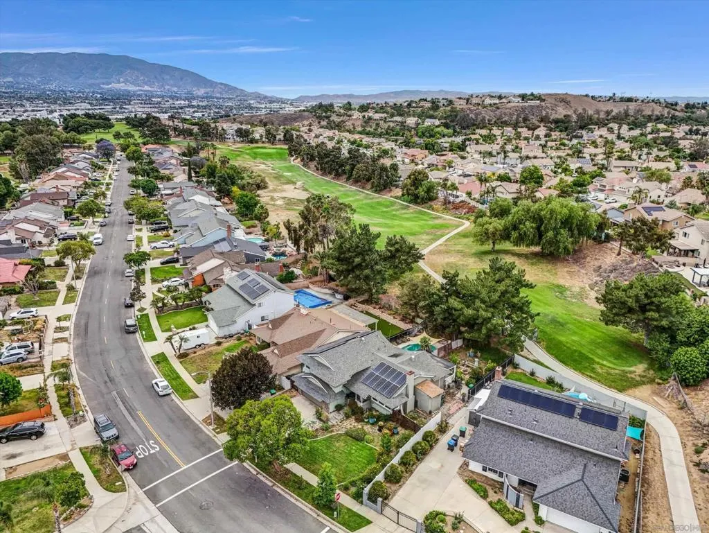 1521 Del Norte Dr, Corona, California 92879 home-pic-46