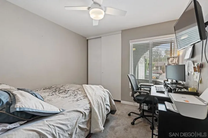 13637 Los Olivos Ave, Poway, California 92064