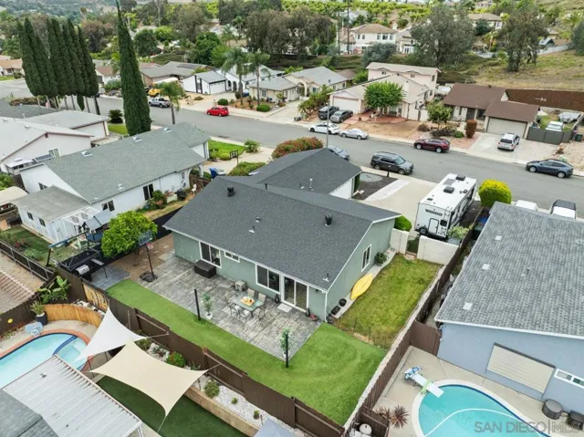 13637 Los Olivos Ave, Poway, California 92064