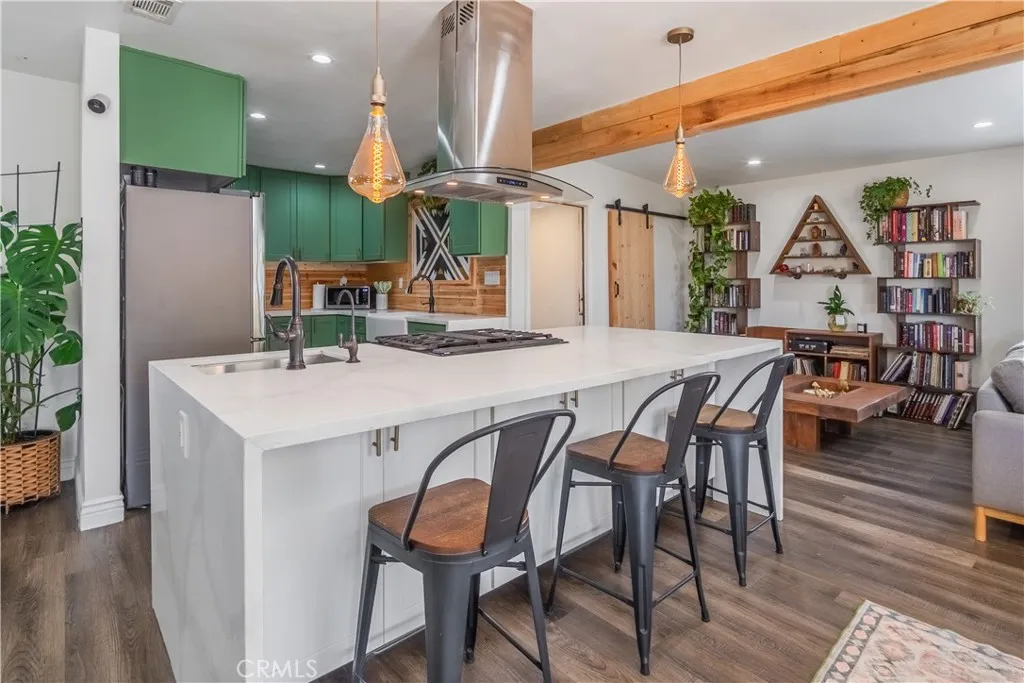 9551 Barkerville Avenue, Whittier, California 90605 home-pic-11