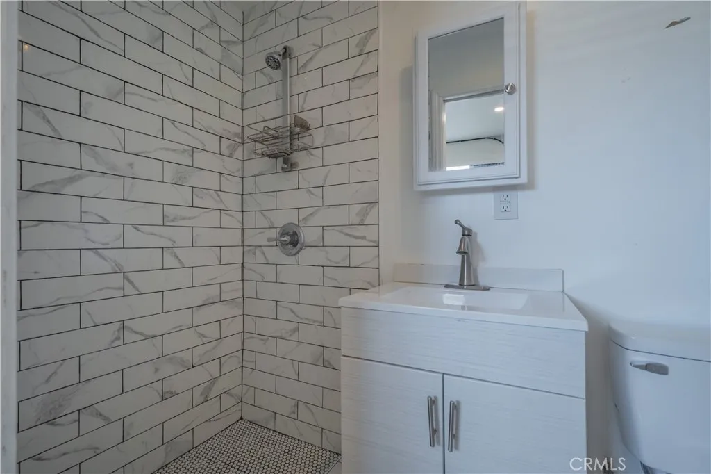 9551 Barkerville Avenue, Whittier, California 90605 home-pic-29