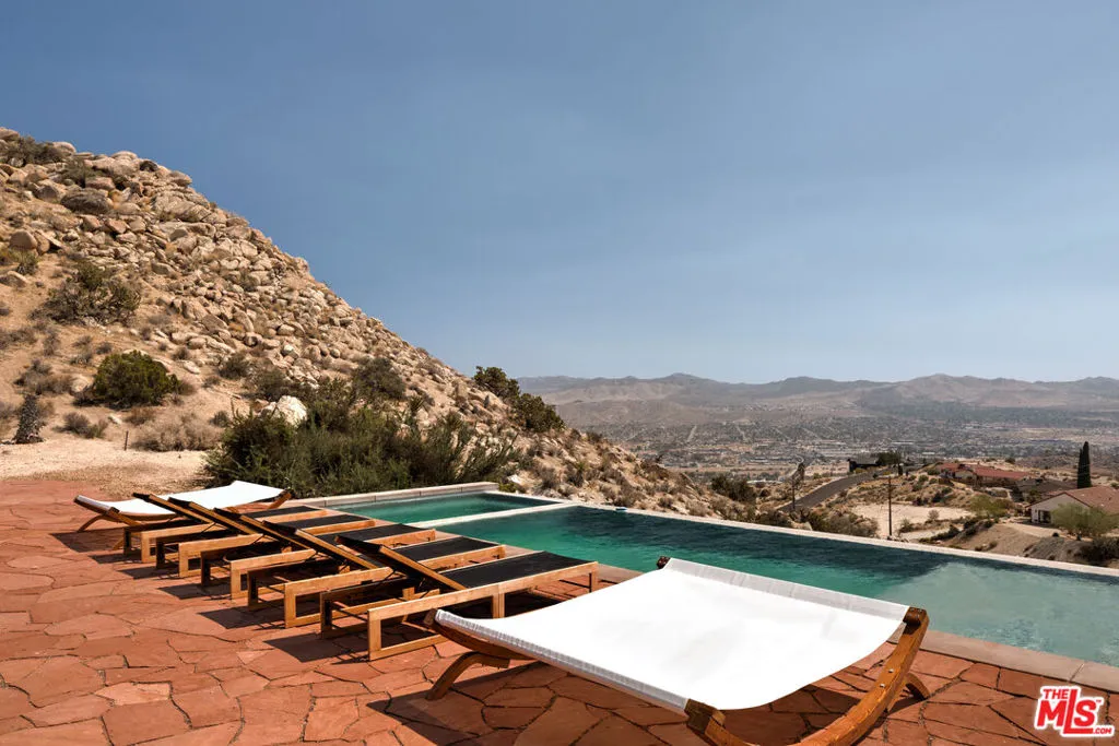 57387 San Juan Road, Yucca Valley, California 92284 home-pic-29