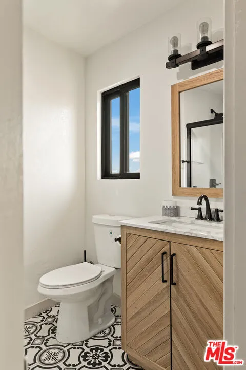 57387 San Juan Road, Yucca Valley, California 92284 home-pic-19