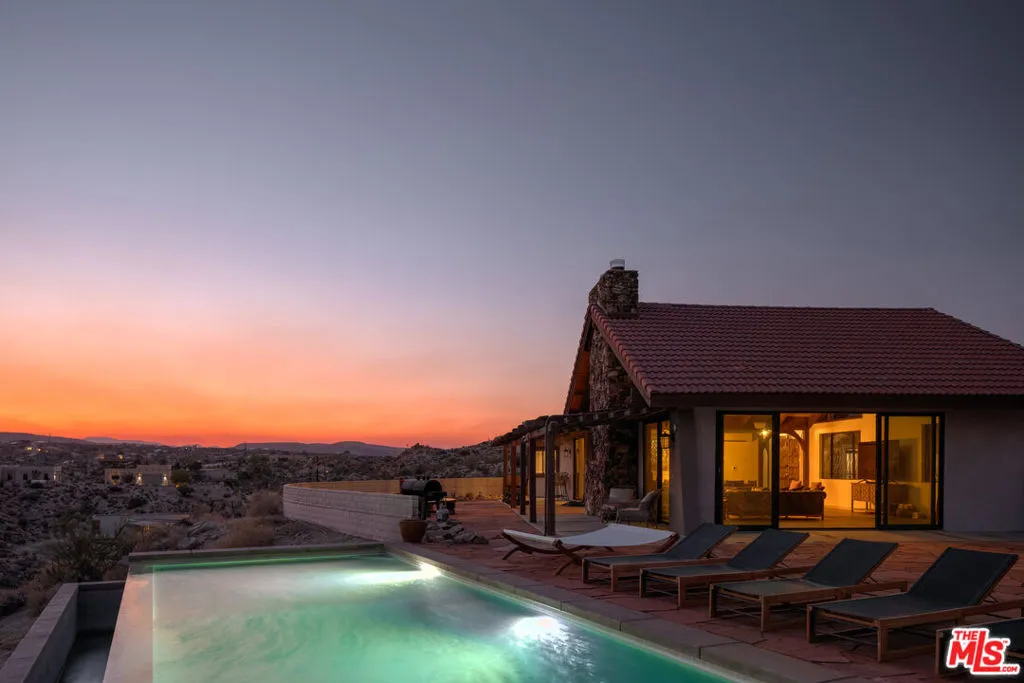 57387 San Juan Road, Yucca Valley, California 92284 home-pic-25