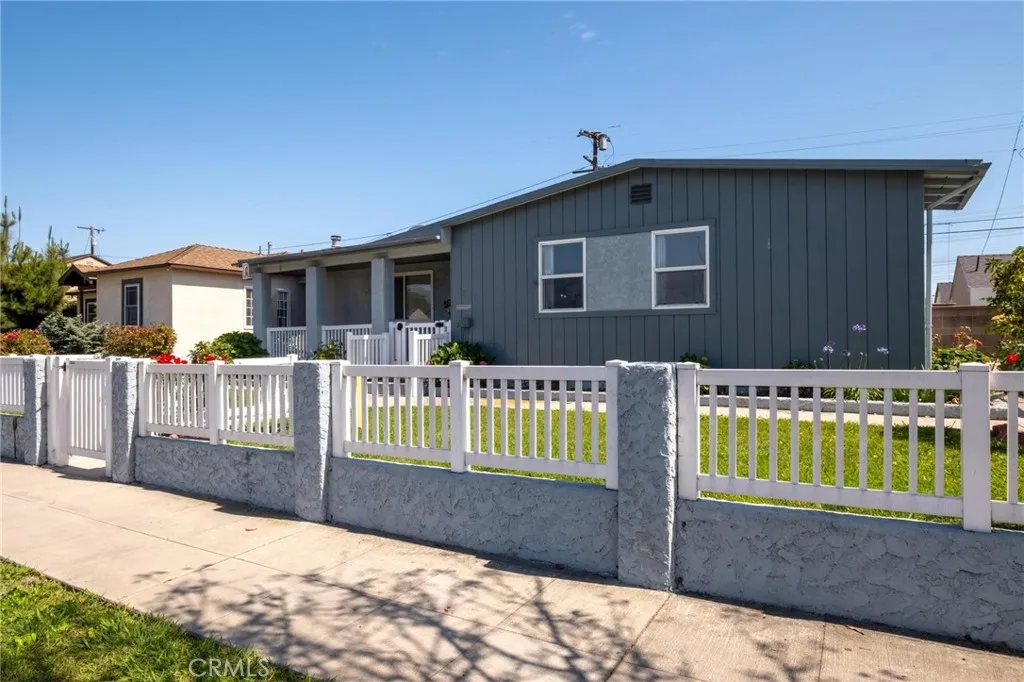2736 Artesia Blvd., Torrance, California 90504 home-pic-2