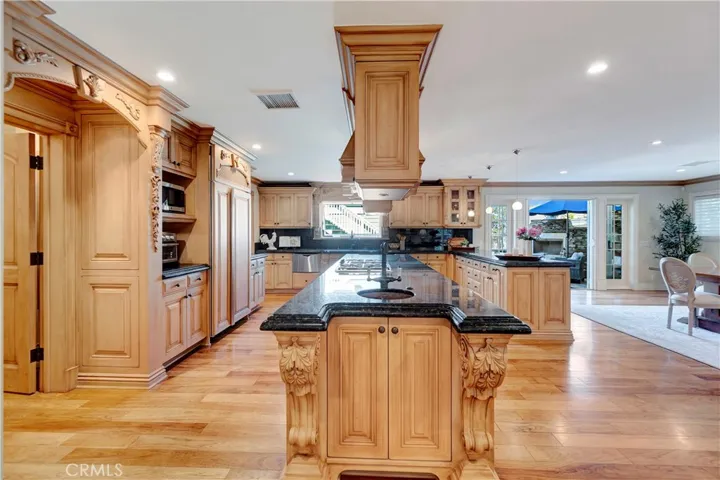 1822 Pine Street, Huntington Beach, California 92648
