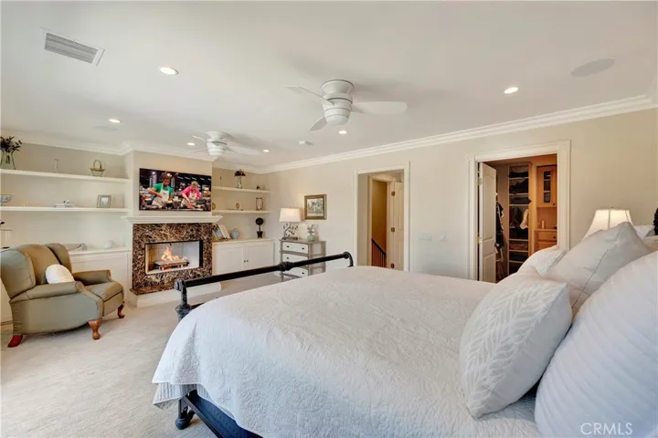 1822 Pine Street, Huntington Beach, California 92648