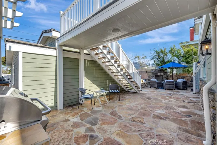 1822 Pine Street, Huntington Beach, California 92648