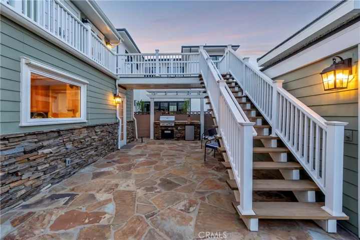 1822 Pine Street, Huntington Beach, California 92648