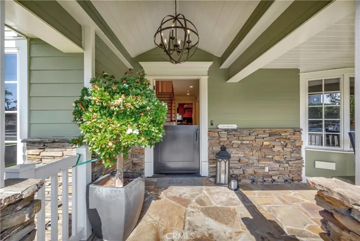 1822 Pine Street, Huntington Beach, California 92648