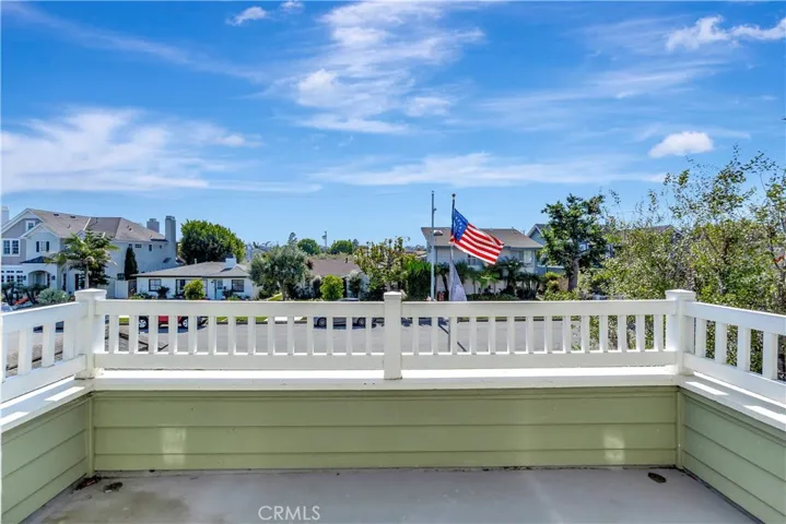 1822 Pine Street, Huntington Beach, California 92648