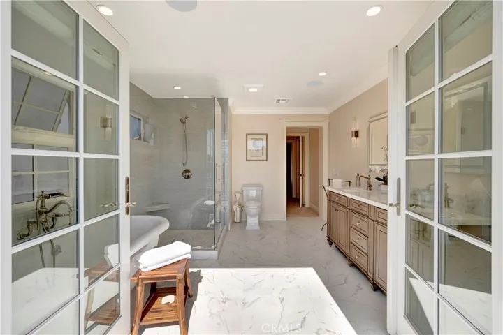 1822 Pine Street, Huntington Beach, California 92648