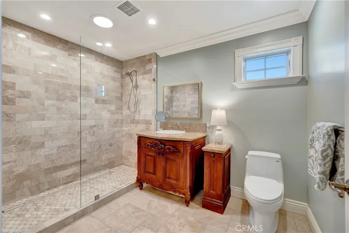 1822 Pine Street, Huntington Beach, California 92648