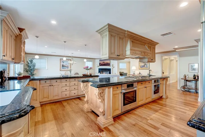 1822 Pine Street, Huntington Beach, California 92648