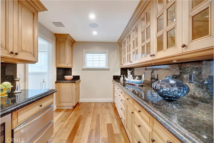 1822 Pine Street, Huntington Beach, California 92648