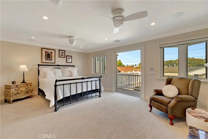 1822 Pine Street, Huntington Beach, California 92648
