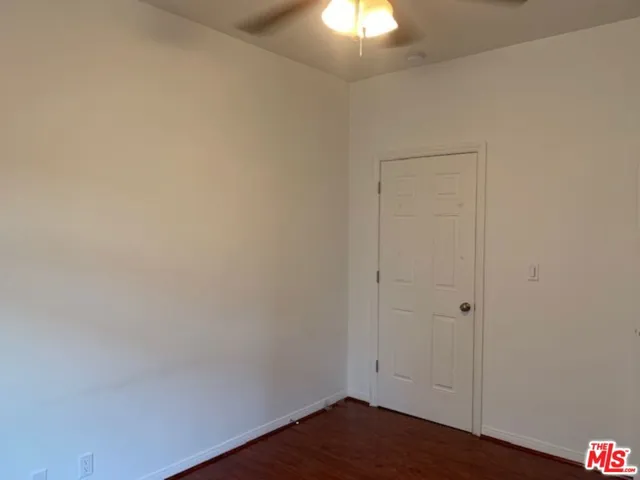 1305 W 37th Place Room #1, Los Angeles, California 90007