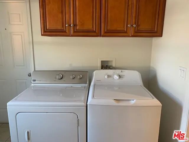 1305 W 37th Place Room #1, Los Angeles, California 90007