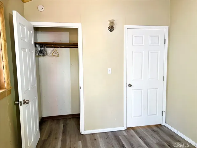 464 Los Angeles Avenue, Sugarloaf, California 92386