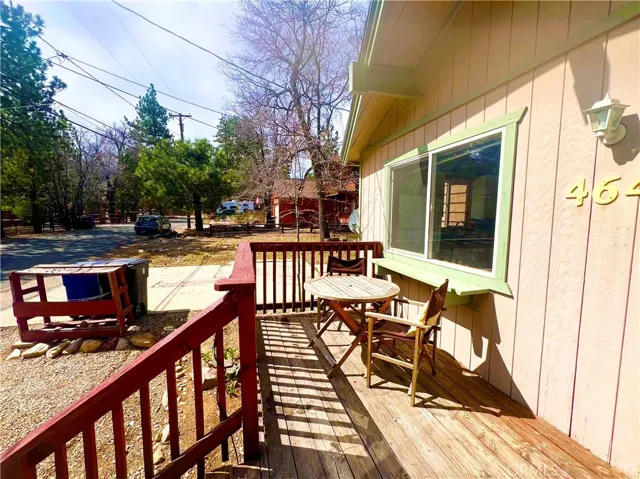 464 Los Angeles Avenue, Sugarloaf, California 92386