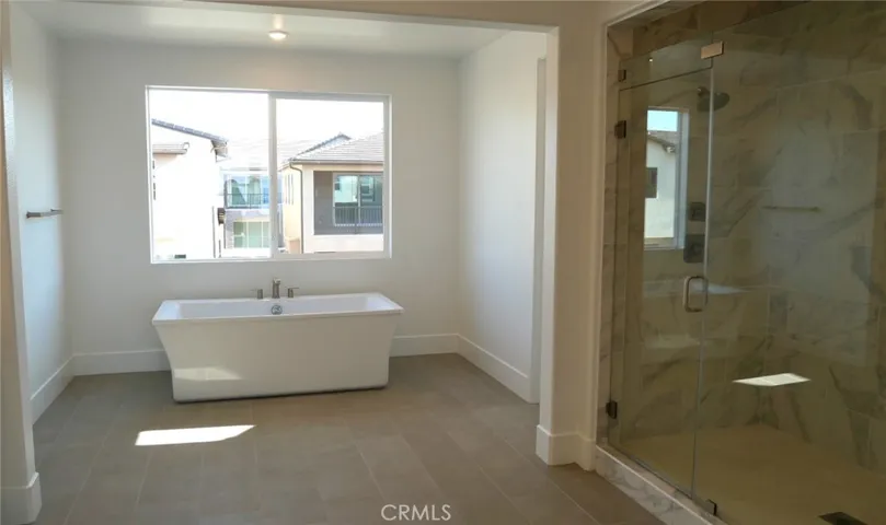 Primary Upstairs Suite Soaking Tub