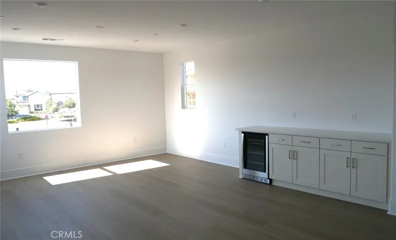 Upstairs Loft w/Mini Fridge & Built-Ins