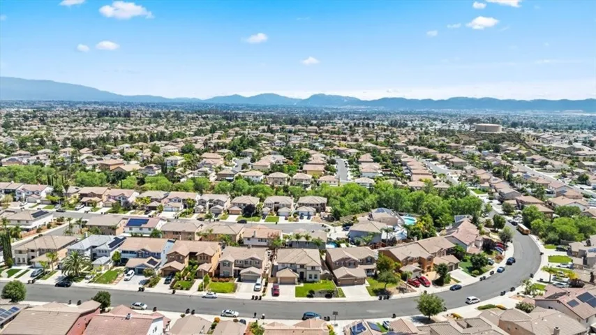 29185 Wrangler Drive, Murrieta, California 92563