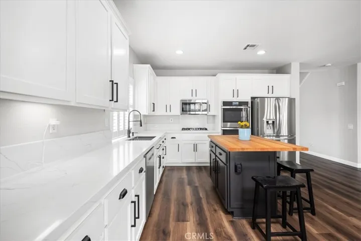 29185 Wrangler Drive, Murrieta, California 92563
