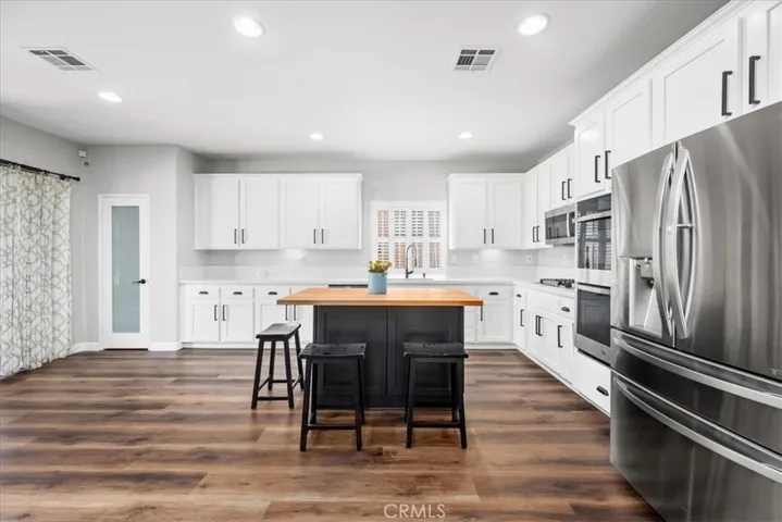 29185 Wrangler Drive, Murrieta, California 92563