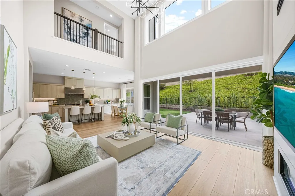 281 Burwood, Lake Forest, California 92630 home-pic-1