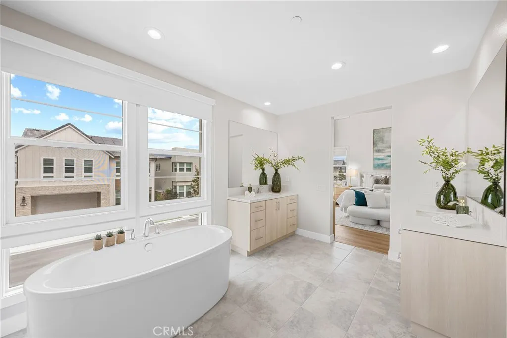 281 Burwood, Lake Forest, California 92630 home-pic-14