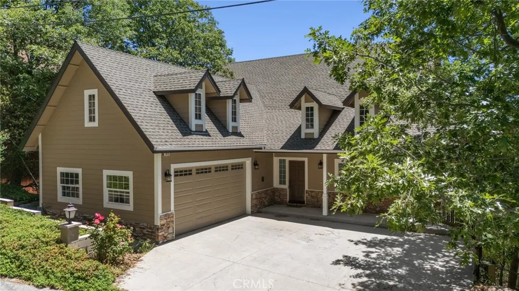 765 Del Norte Lane, Lake Arrowhead, California 92352 home-pic-1