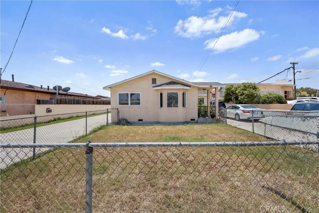 546 E 220th Street, Carson, California 90745, 4 Bedrooms Bedrooms, ,4 BathroomsBathrooms,Residential,For Sale,220th,SB25125083