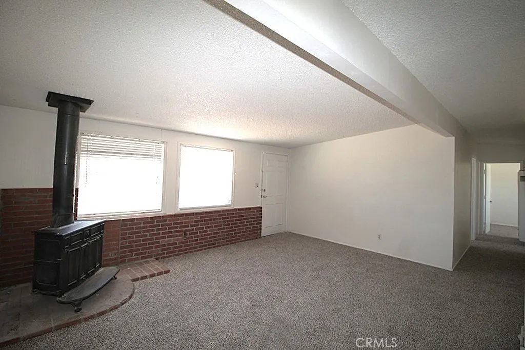34150 Woods Avenue, Barstow, California 92311 home-pic-12