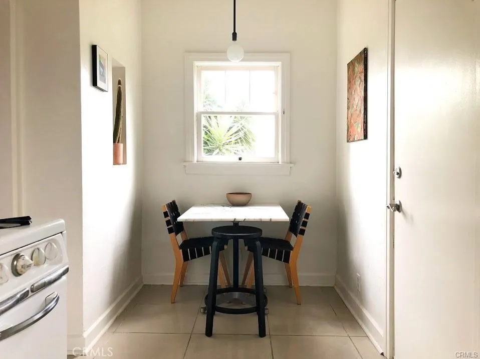 3201 Hamilton Way, Los Angeles, California 90026 home-pic-15