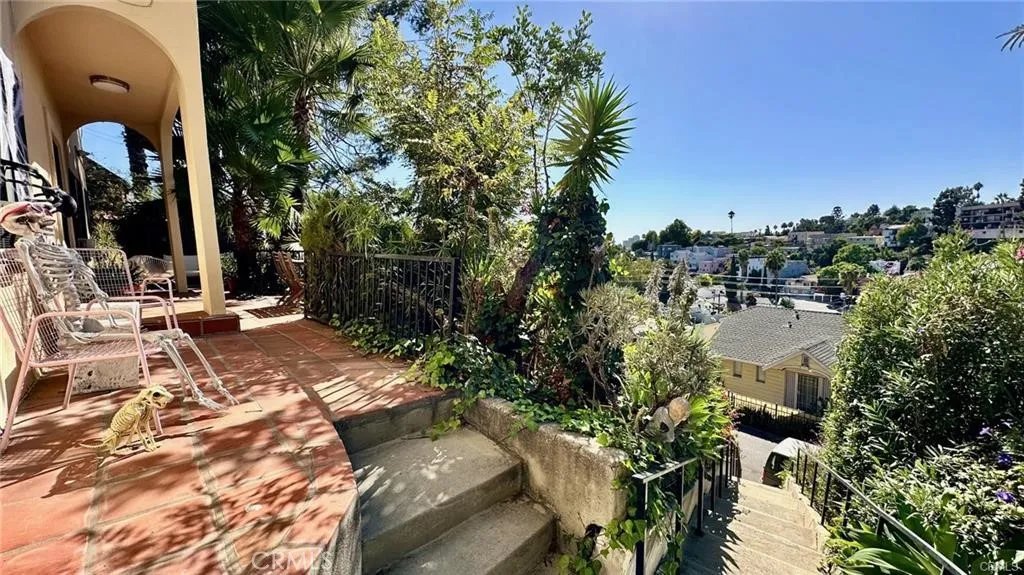 3201 Hamilton Way, Los Angeles, California 90026 home-pic-10