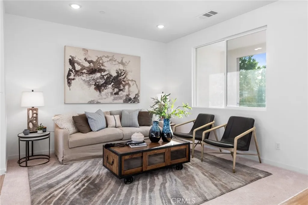 1106 Santo Antonio Drive, Colton, California 92324 home-pic-7