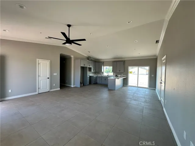 21928 Sioux Road, Apple Valley, California 92308