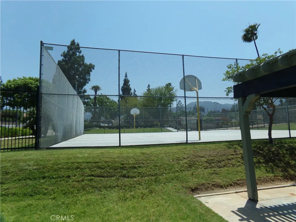 1598 Border Avenue H, Corona, California 92882 home-pic-36