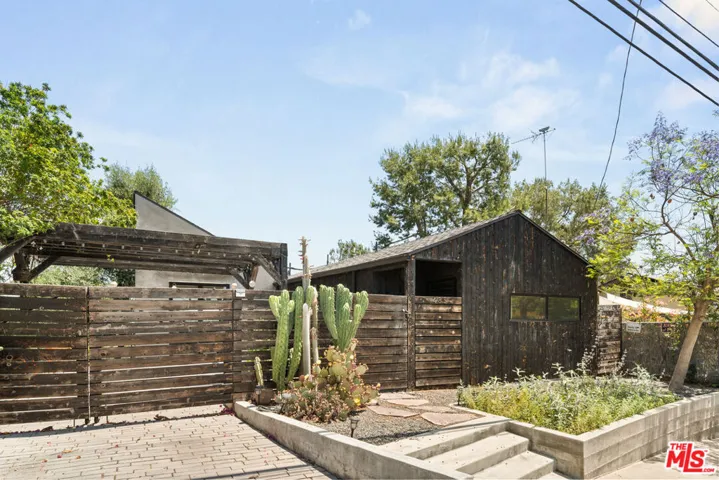 485 Canyon Vista Drive, Los Angeles, California 90065