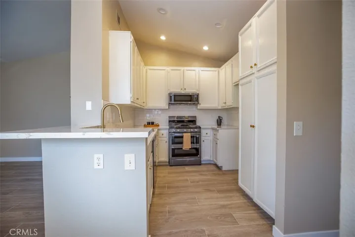 369 Chaumont Circle, Lake Forest, California 92610