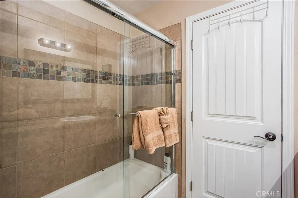 533 Sunset Lane, Sugarloaf, California 92386 home-pic-25