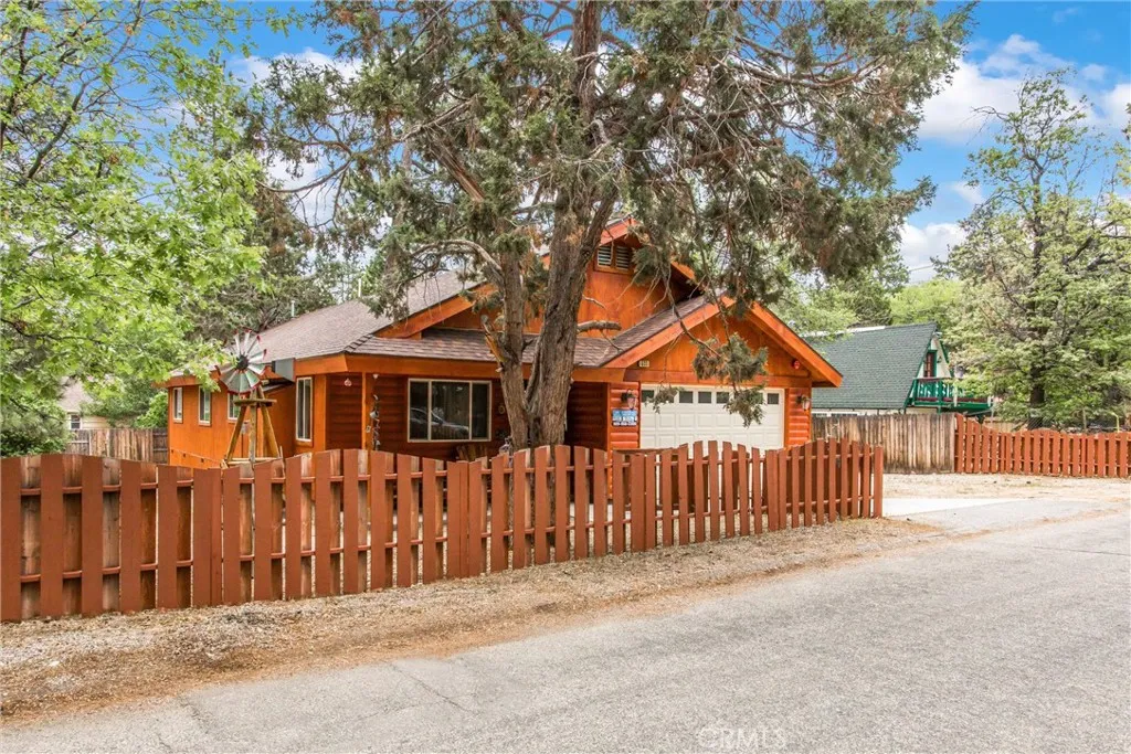 533 Sunset Lane, Sugarloaf, California 92386 home-pic-1